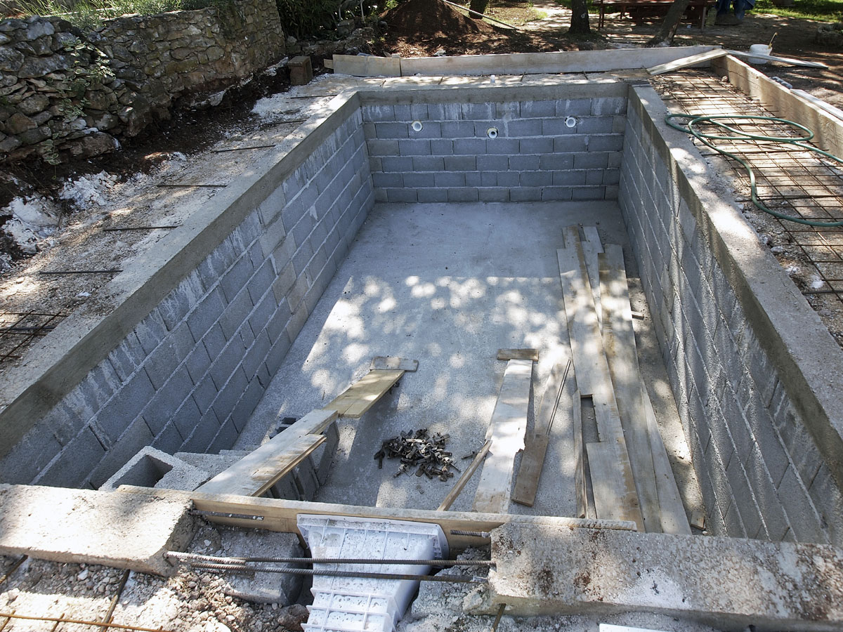 Swimming Pool Site 2 thumbnail